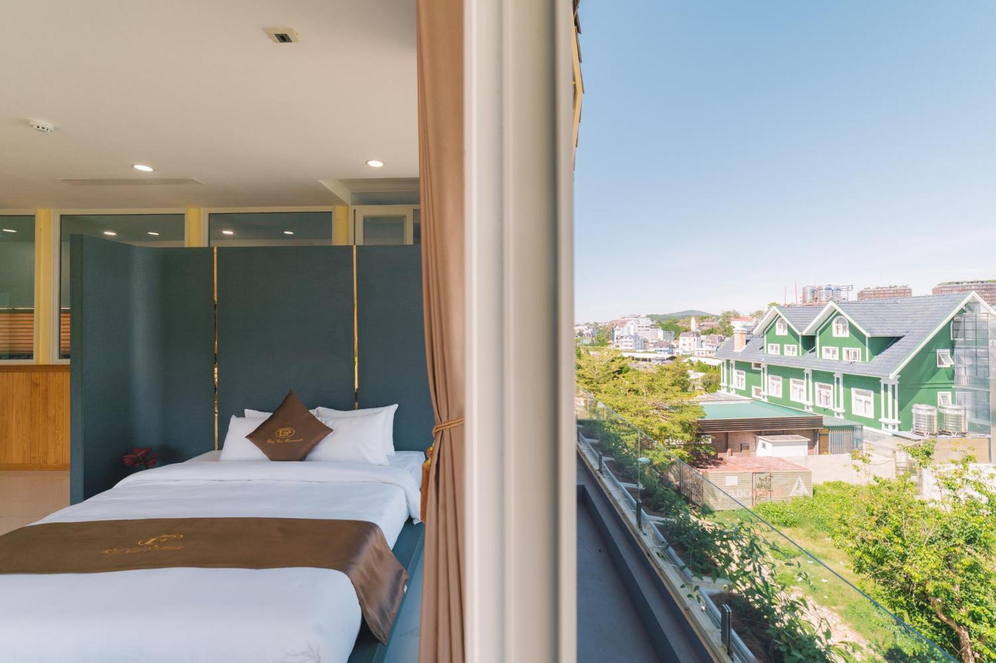 Quy Tai Premium Hotel Dalat Exterior foto