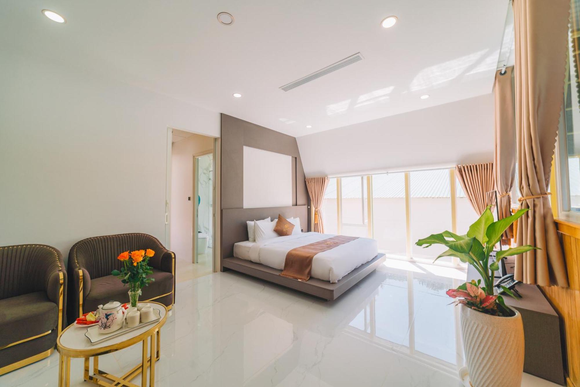 Quy Tai Premium Hotel Dalat Exterior foto