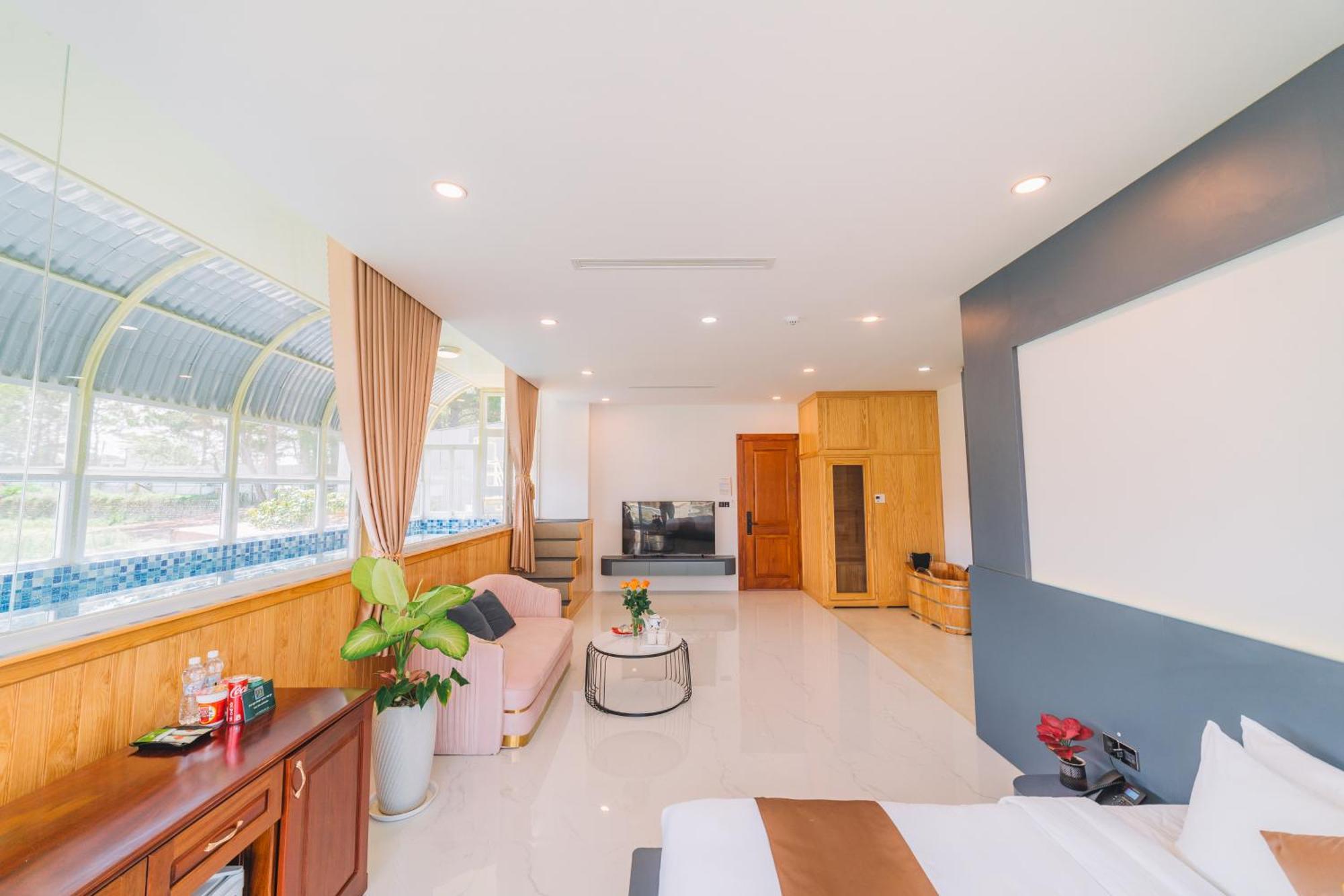 Quy Tai Premium Hotel Dalat Exterior foto